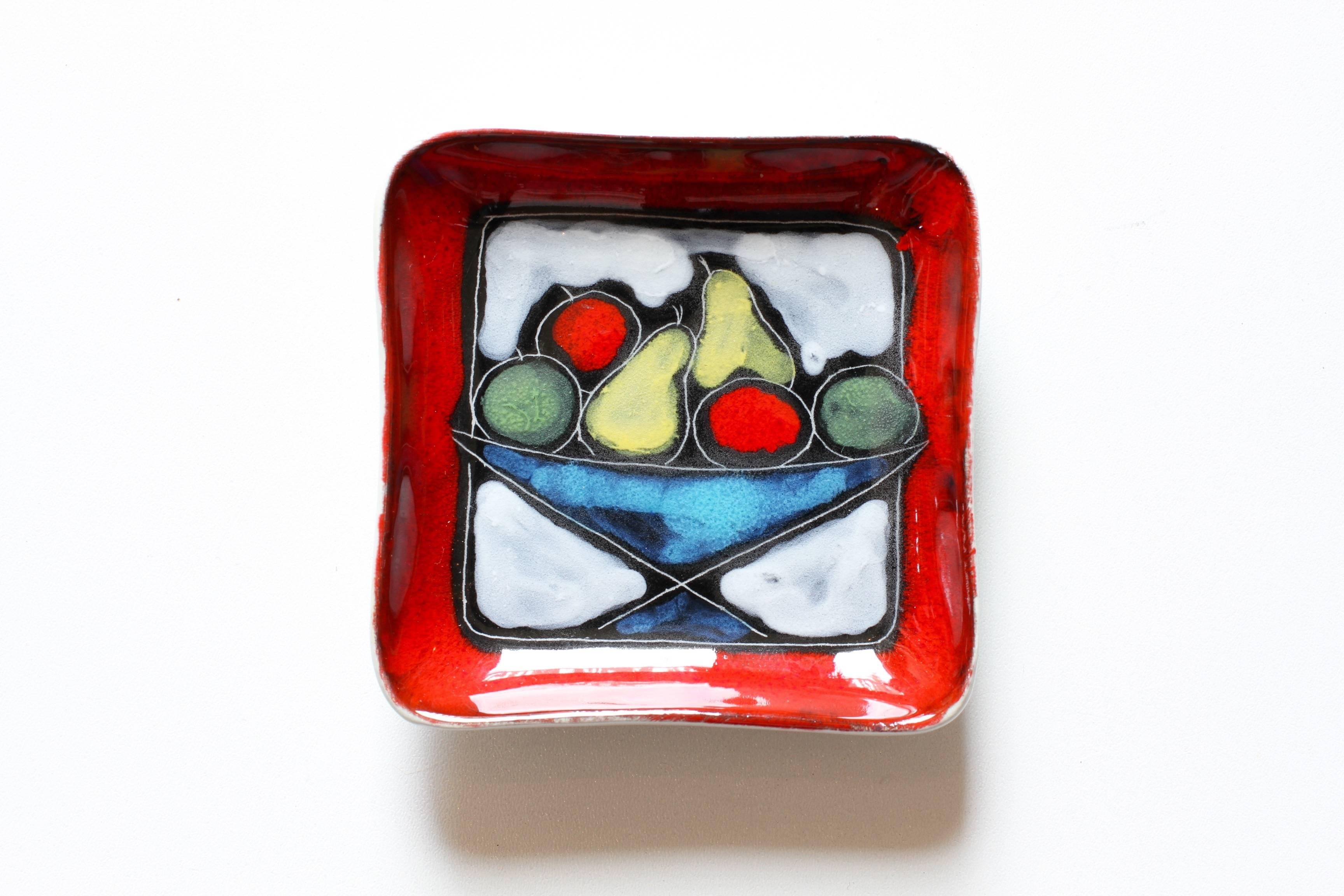 Glazed Colorful Vibrant Set of Italian Mid-Century Sgraffito San Marino Ceramic Dishes