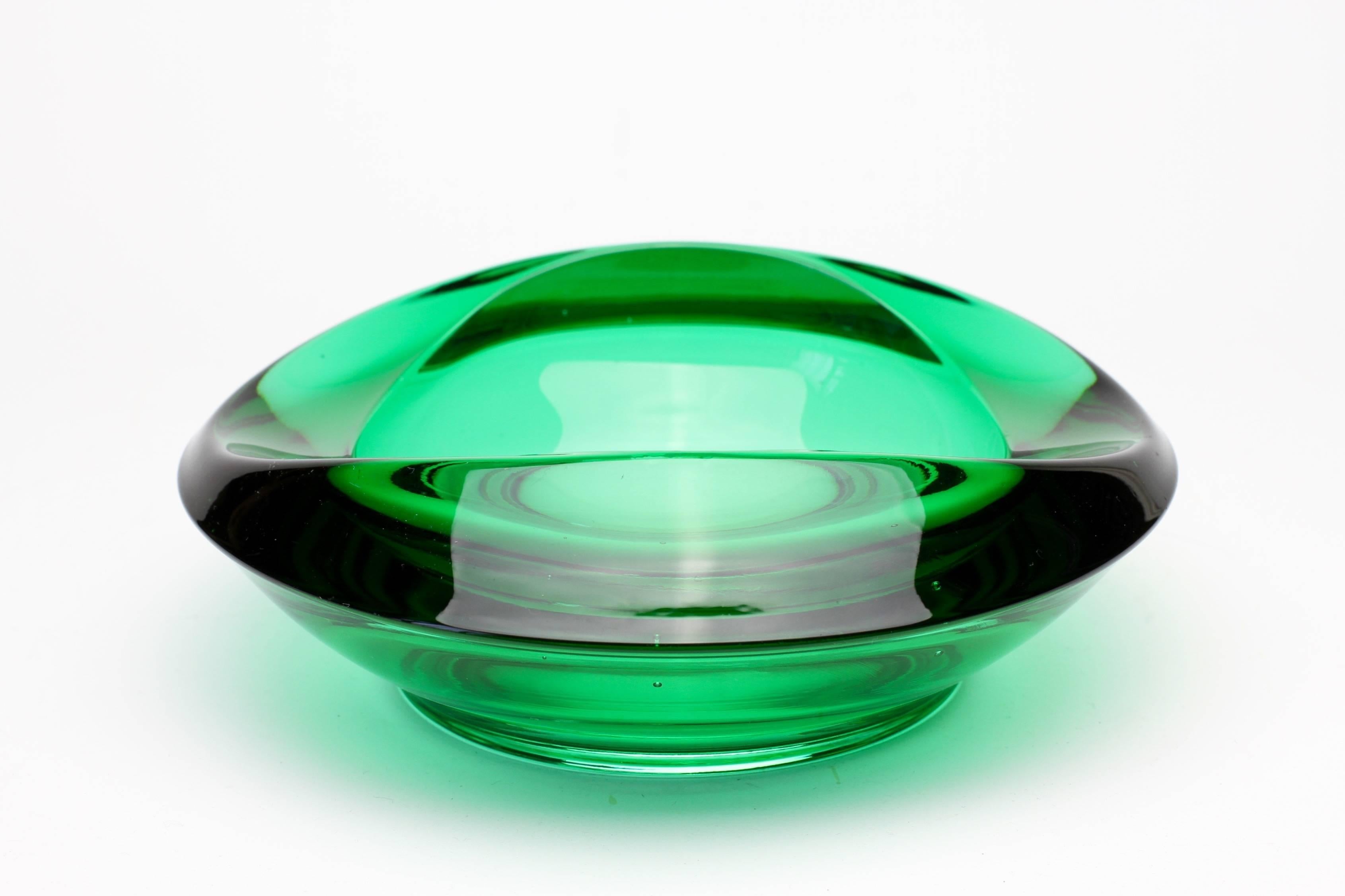 Sklo Union Czech Green Glass Bowl Designed by Rudolf Jurnikl for Rosice Glass 2