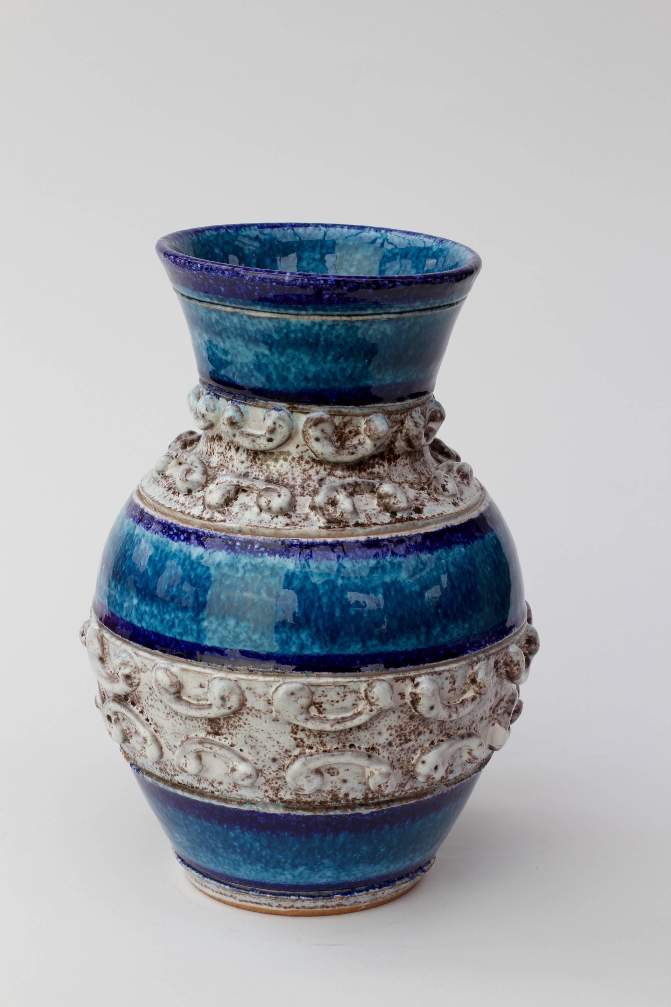 Midcentury Blue Italian Ceramic Vase by Fratelli Fanciullacci, circa 1960 In Excellent Condition In Landau an der Isar, Bayern