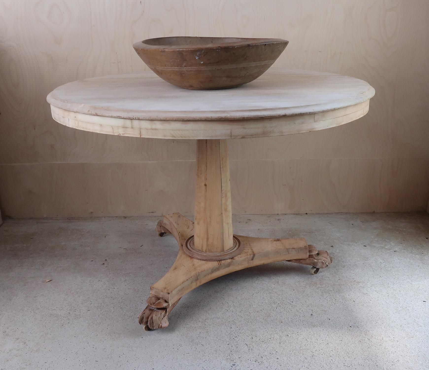 Small Antique Palladian Style Round Bleached Table, English, C.1835 In Good Condition For Sale In St Annes, Lancashire