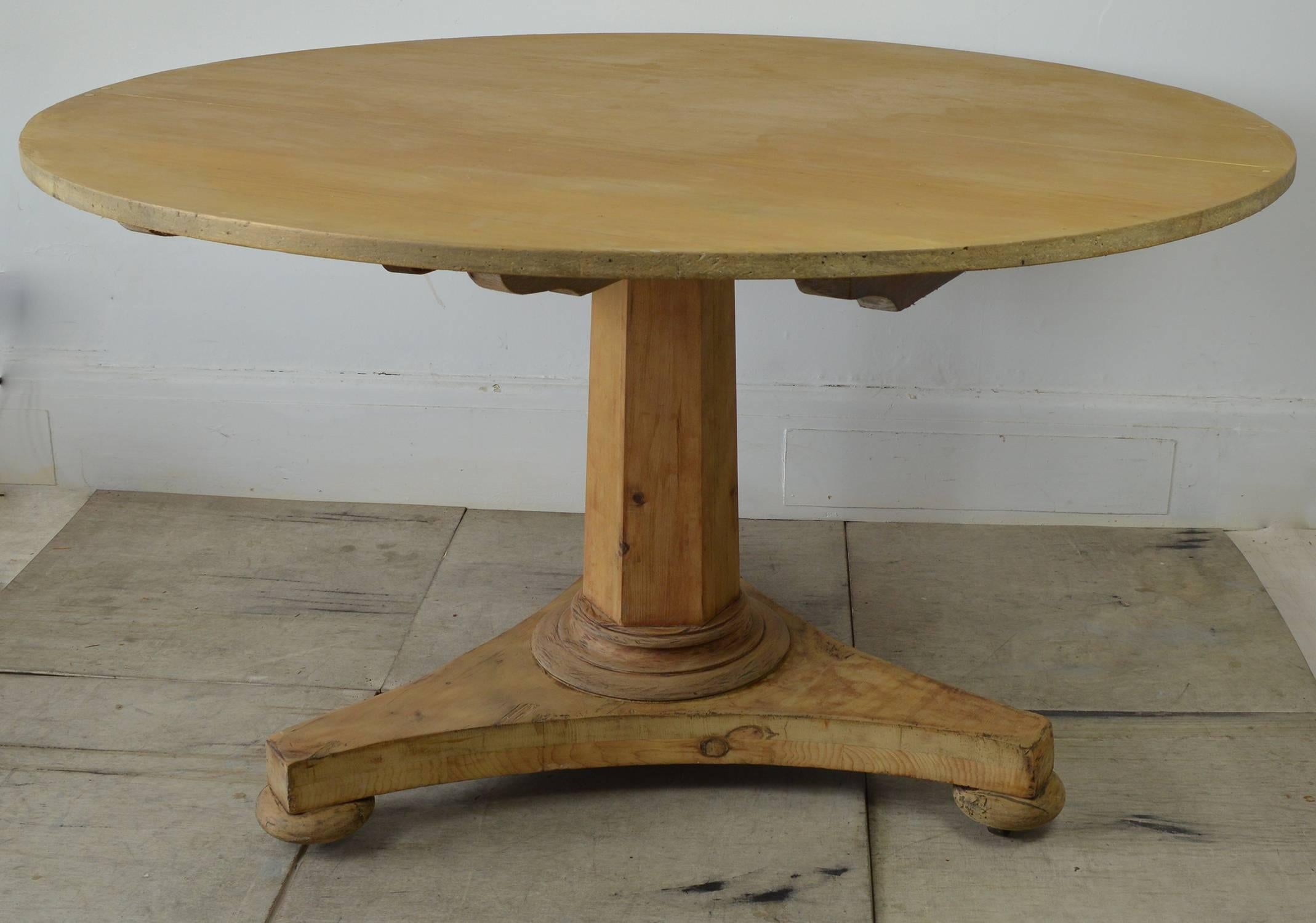 Early Victorian Large Antique Round Pine Dining Table, English, circa 1850