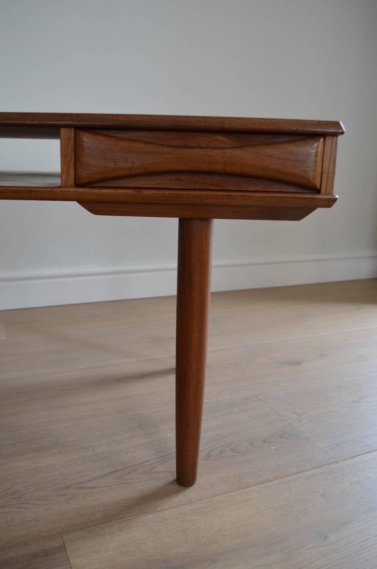 Arne Vodder Style Danish Teak Coffee Table, 1950s In Excellent Condition For Sale In London, Greater London