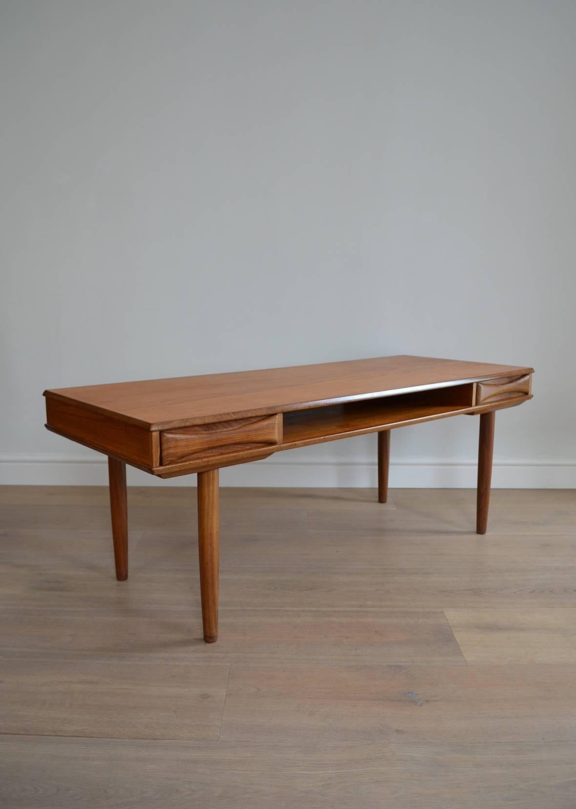 Arne Vodder Style Danish Teak Coffee Table, 1950s For Sale 2