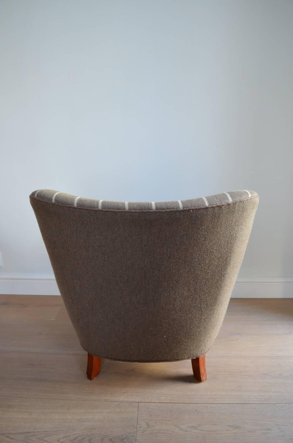 Fritz Hansen 1669 Easy Chair 3