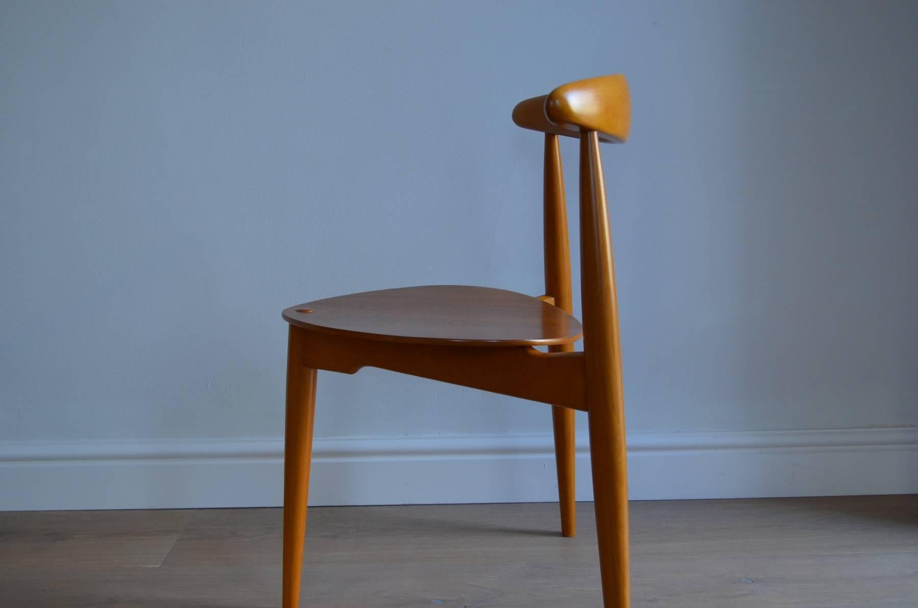 hans wegner heart table