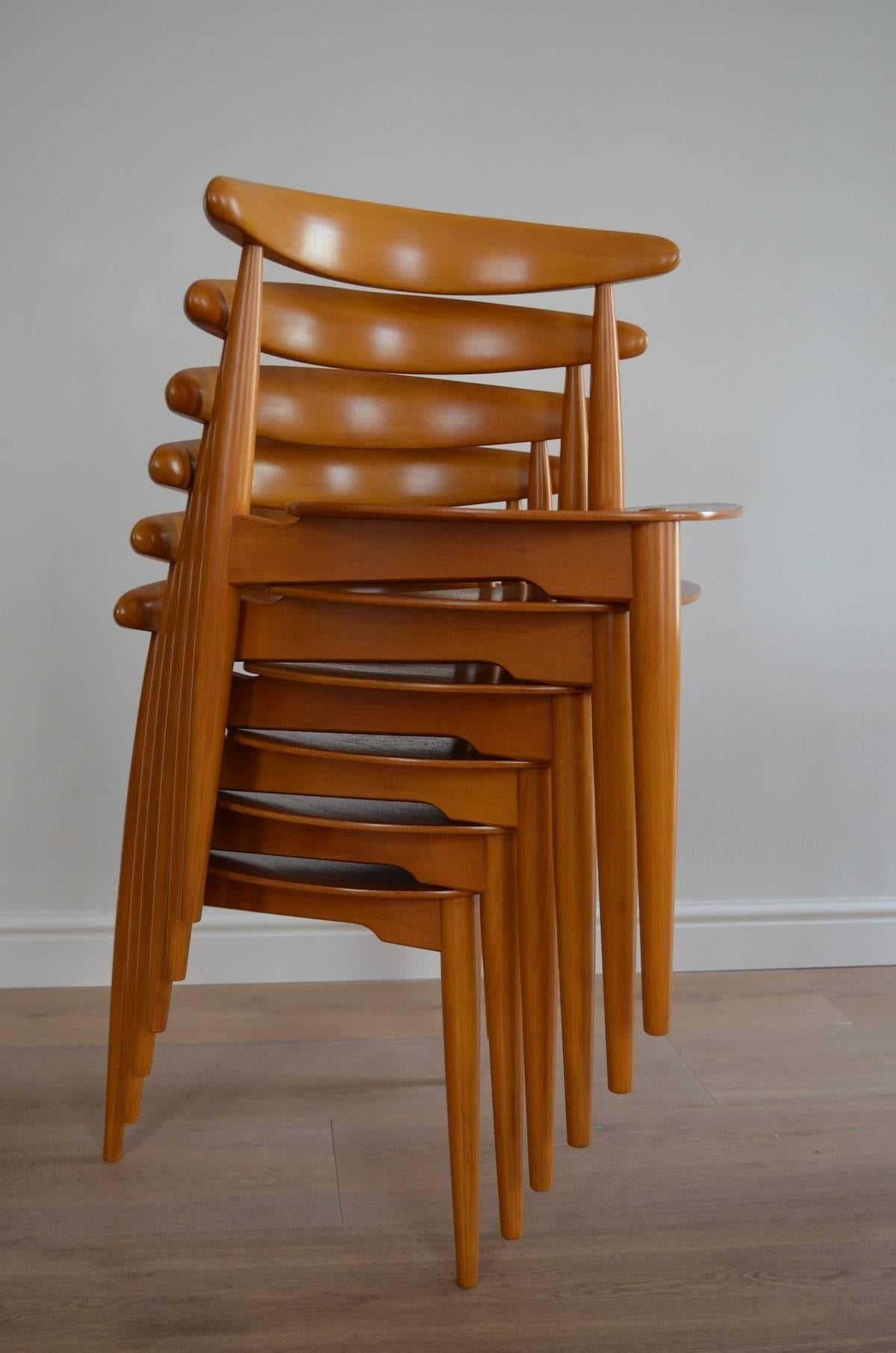 20th Century Hans Wegner for Fritz Hansen 'Heart' Dining Table and Six Chairs