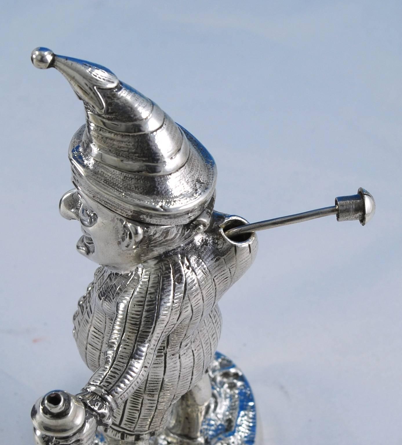 Pair of Silver 'Mr Punch' Figures, One a Match Holder the Other a Lighter In Excellent Condition In London, GB