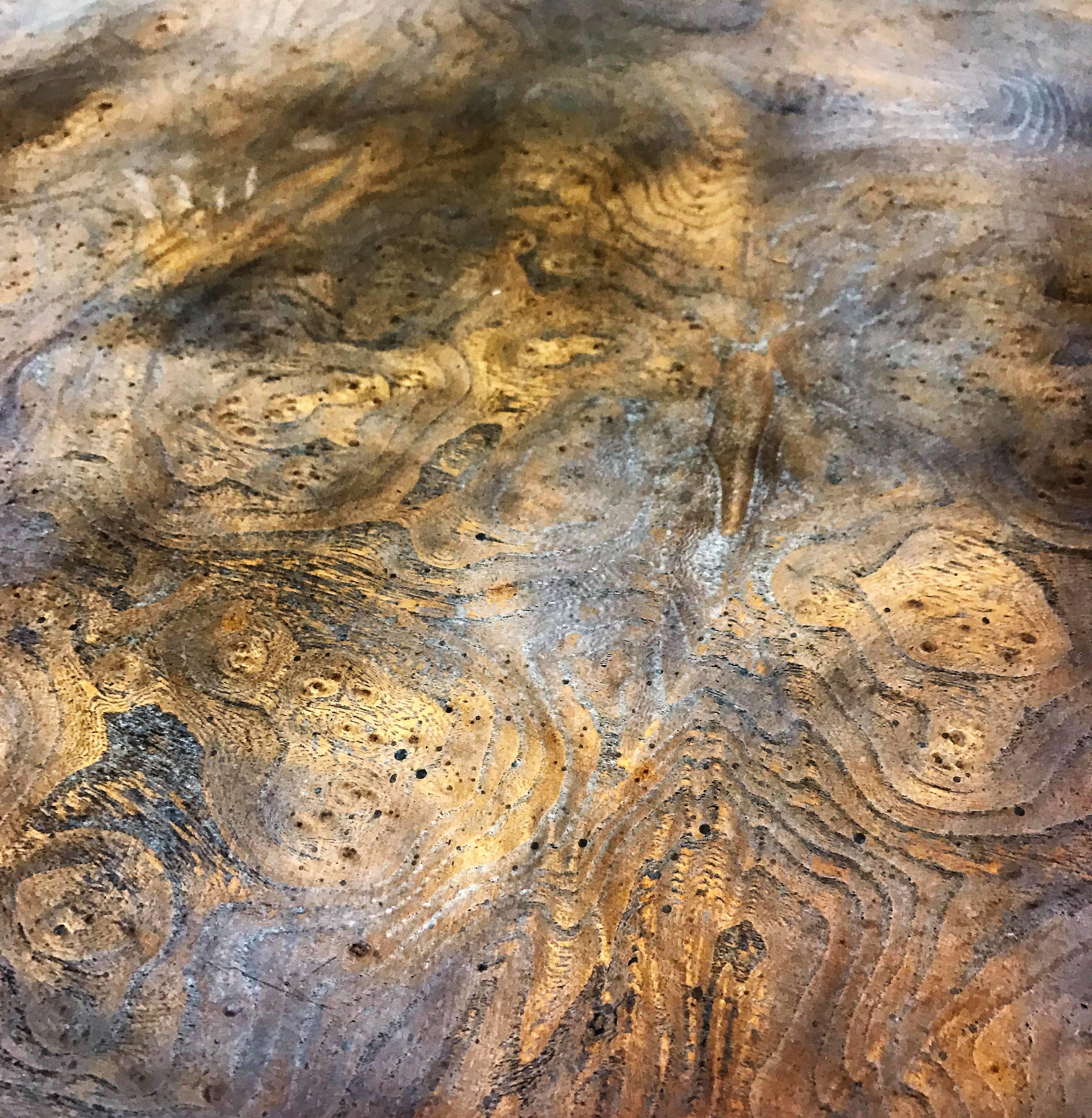 20th Century Pair of Mastercraft Mid-Century Burl and Brass Side Tables For Sale