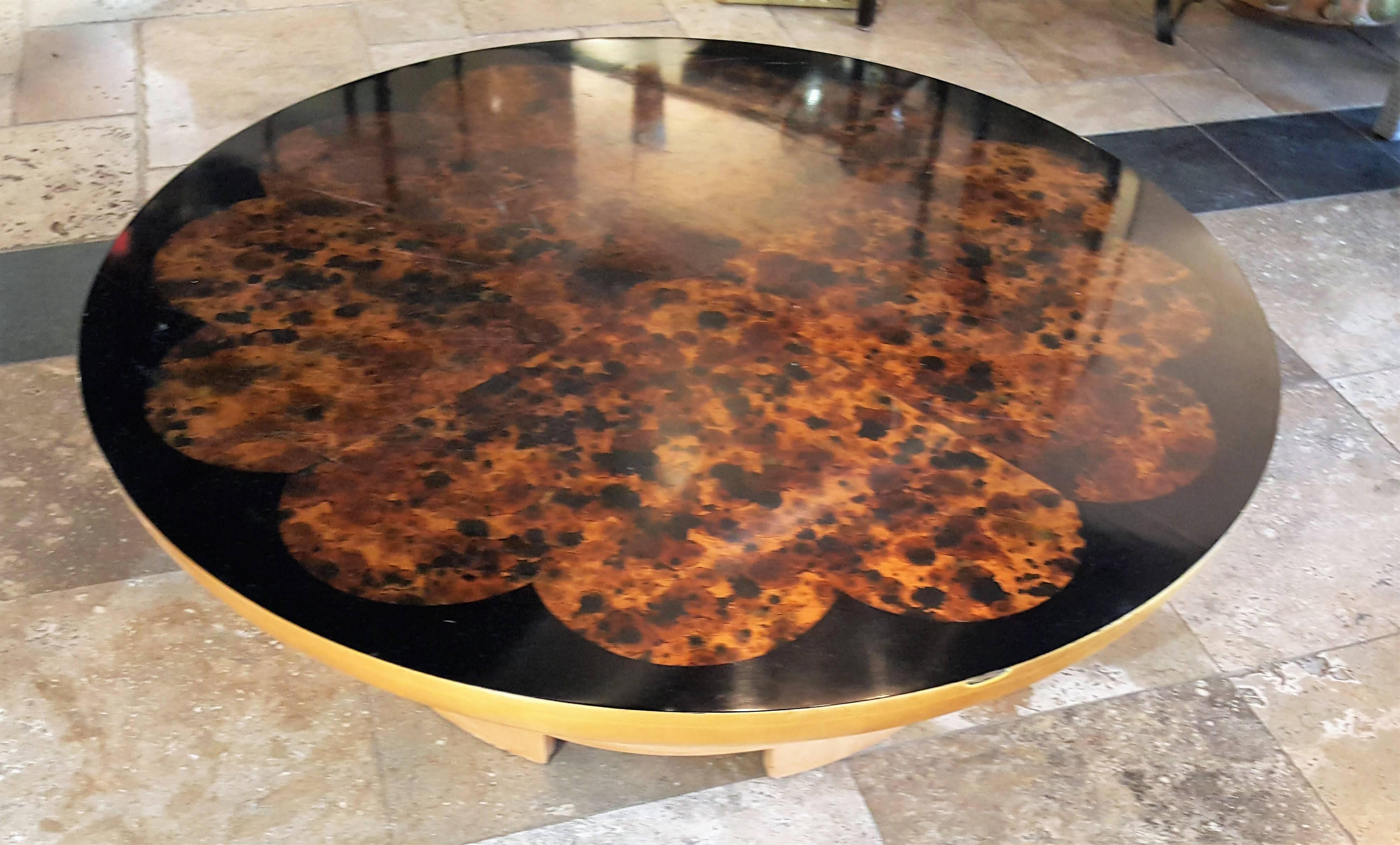 Lacquered Exquisite Mid-Century Cocktail Table by Kittinger