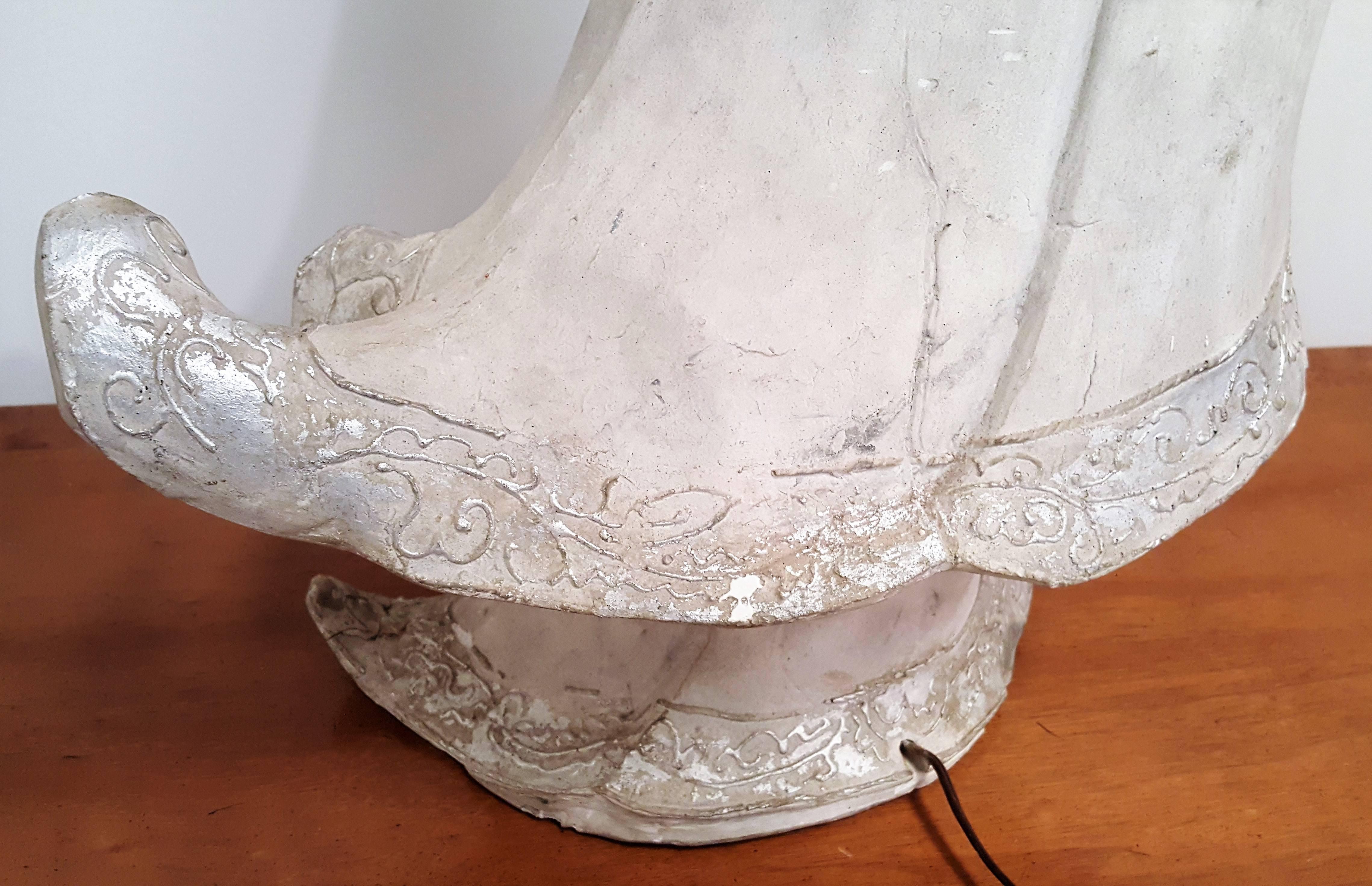 1950s Plaster Tall Table Lamp in the Style of James Mont For Sale 1