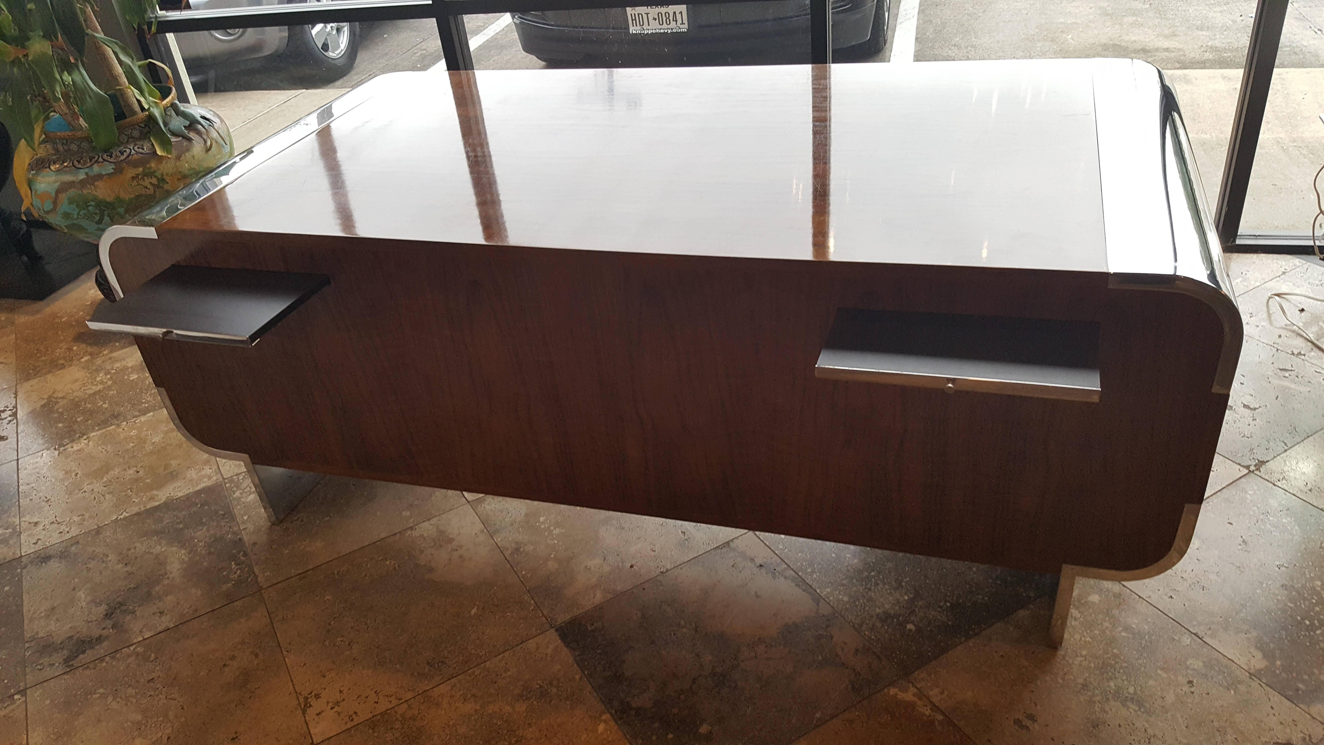 Polished Rare 20th Century Leon Rosen for Pace Collection Walnut Executive Desk