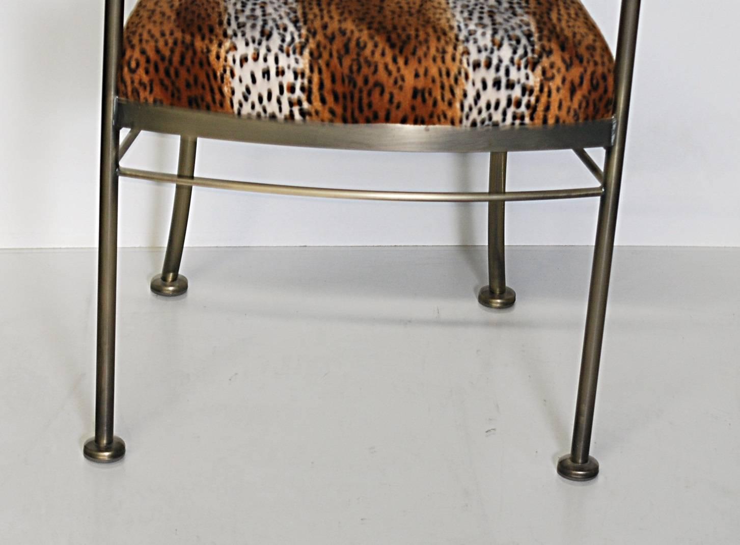 20th Century Pair of DIA Design Institute of America Klismos Chairs For Sale
