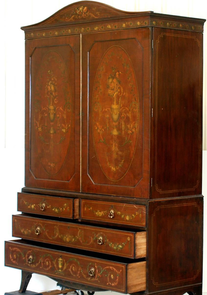 Antique English Linen Press In Good Condition For Sale In Philadelphia, PA