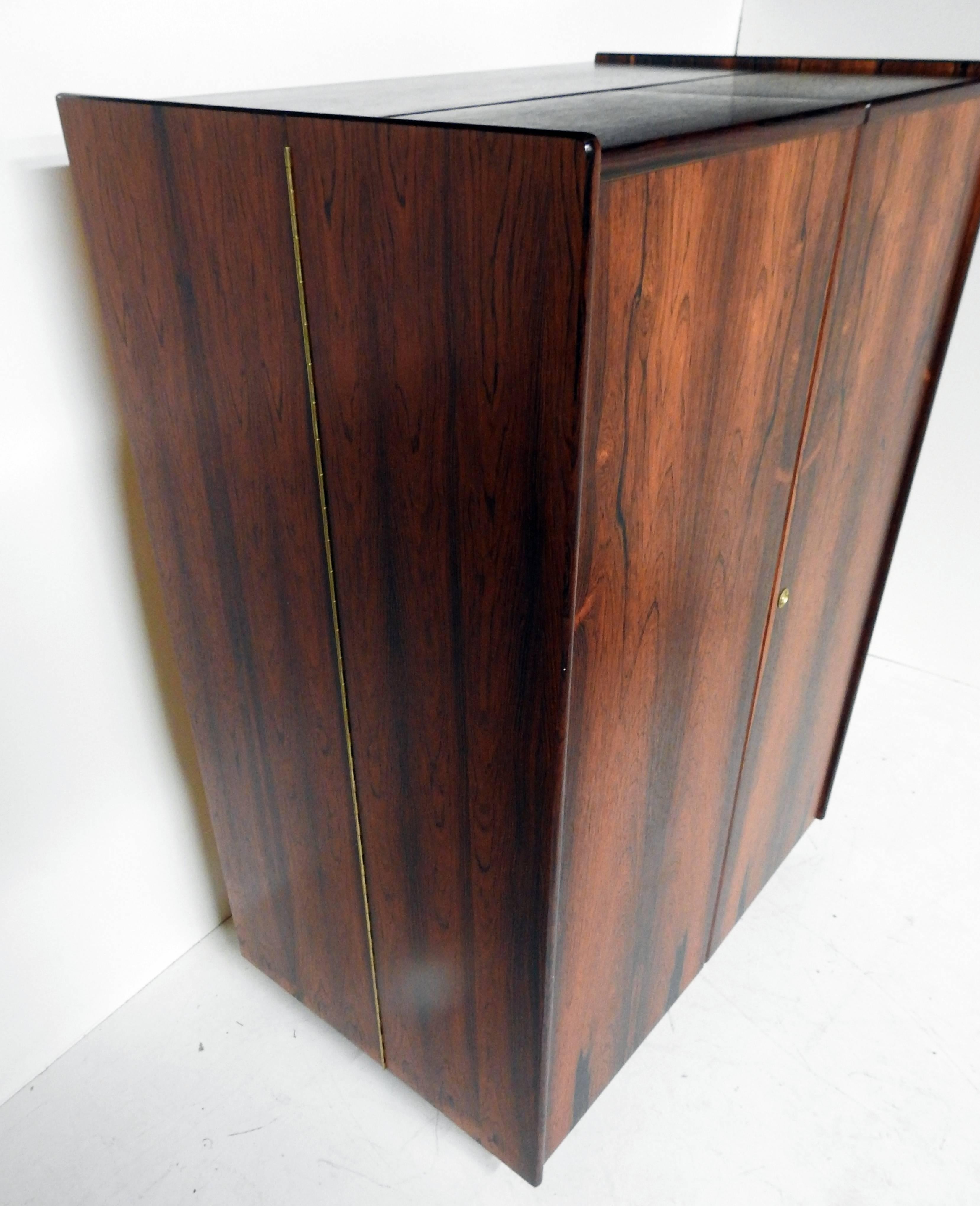 Mid-Century Modern Rosewood Metamorphic Wooton Style Desk For Sale