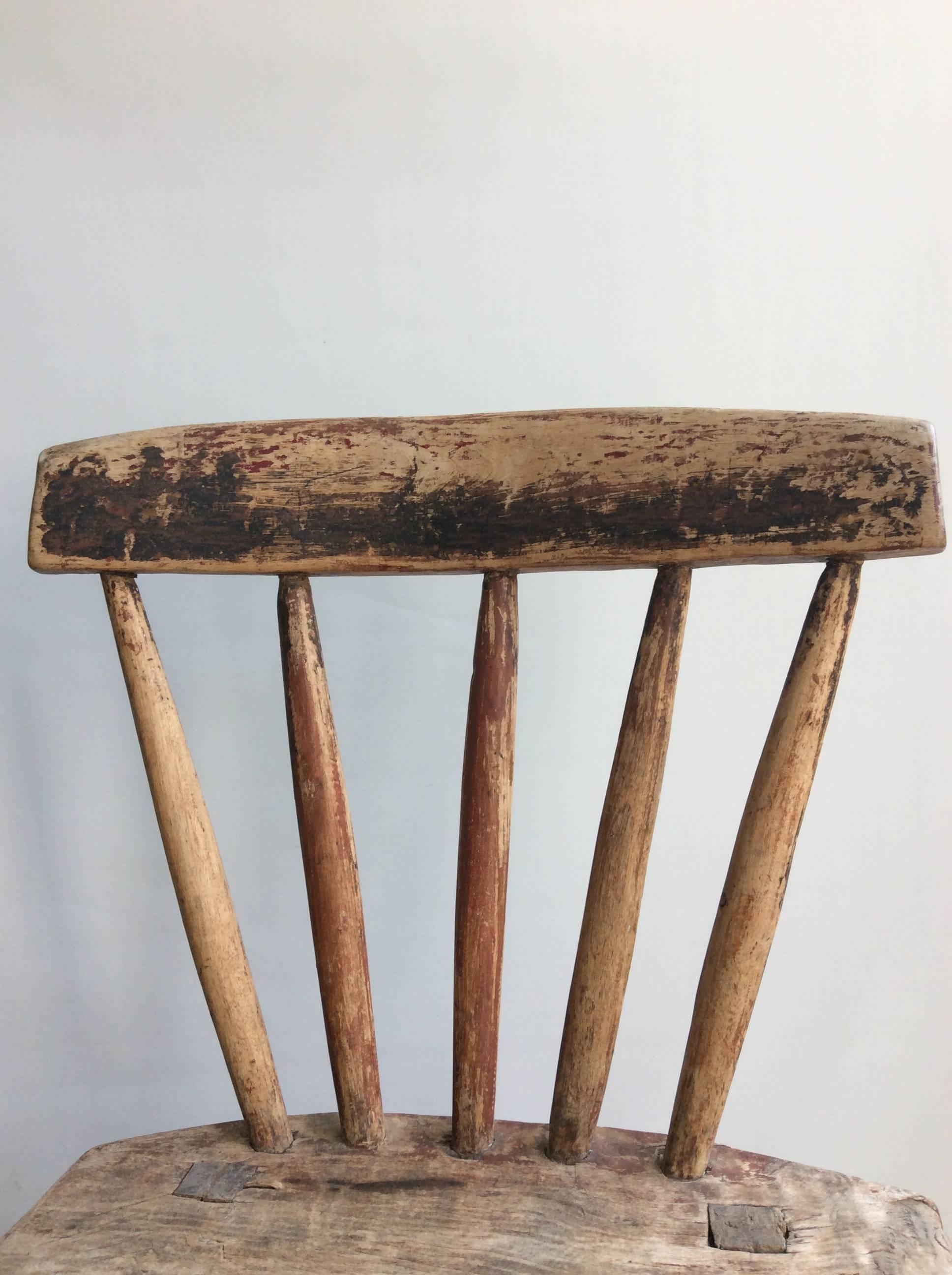 Primitive Swedish Wooden Chair from Dalarna In Fair Condition For Sale In West Sussex, GB