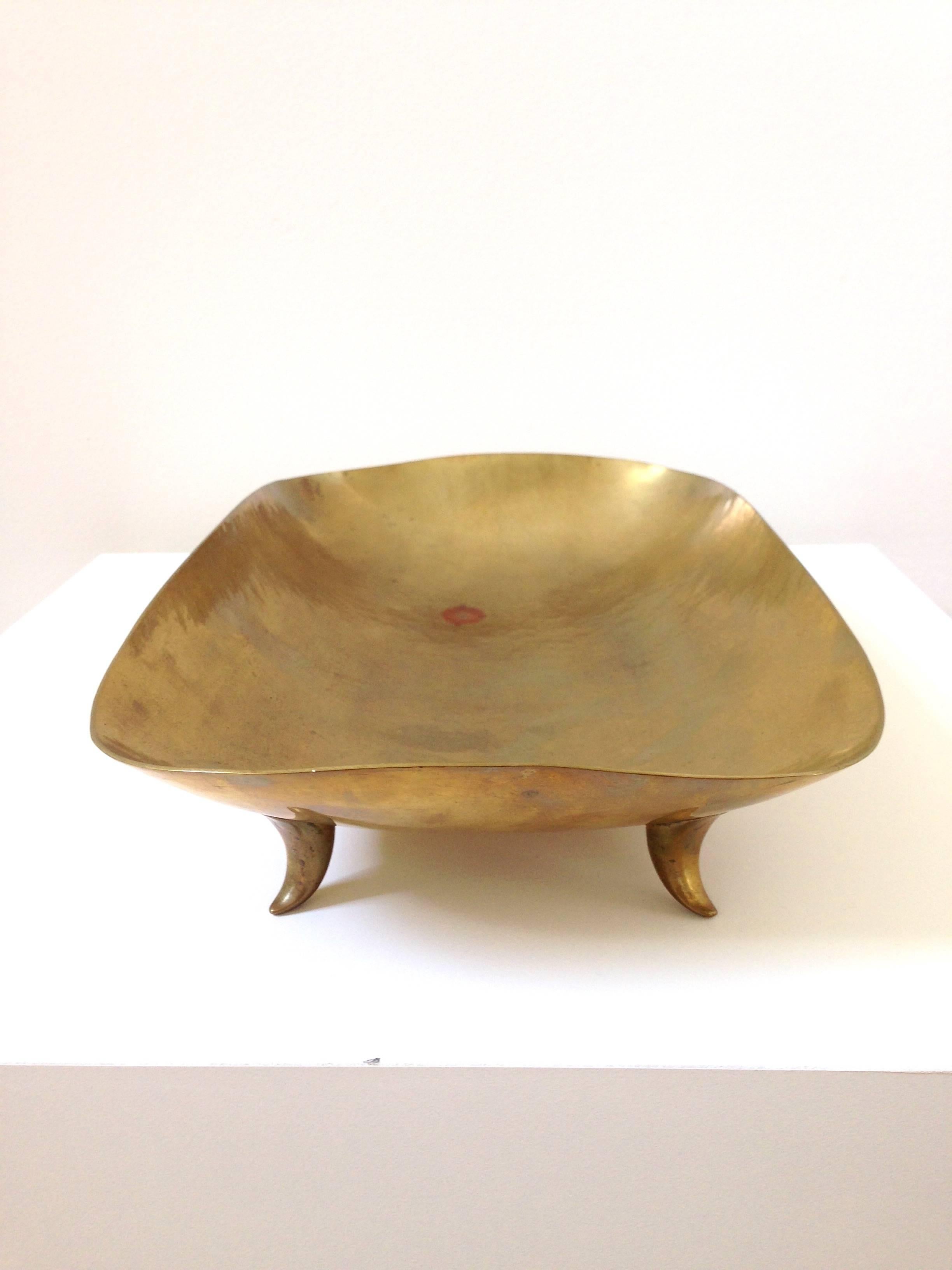 20th Century Pair of Sculptural Brass Trays by Karl Hagenauer for Wiener Werkstatte For Sale