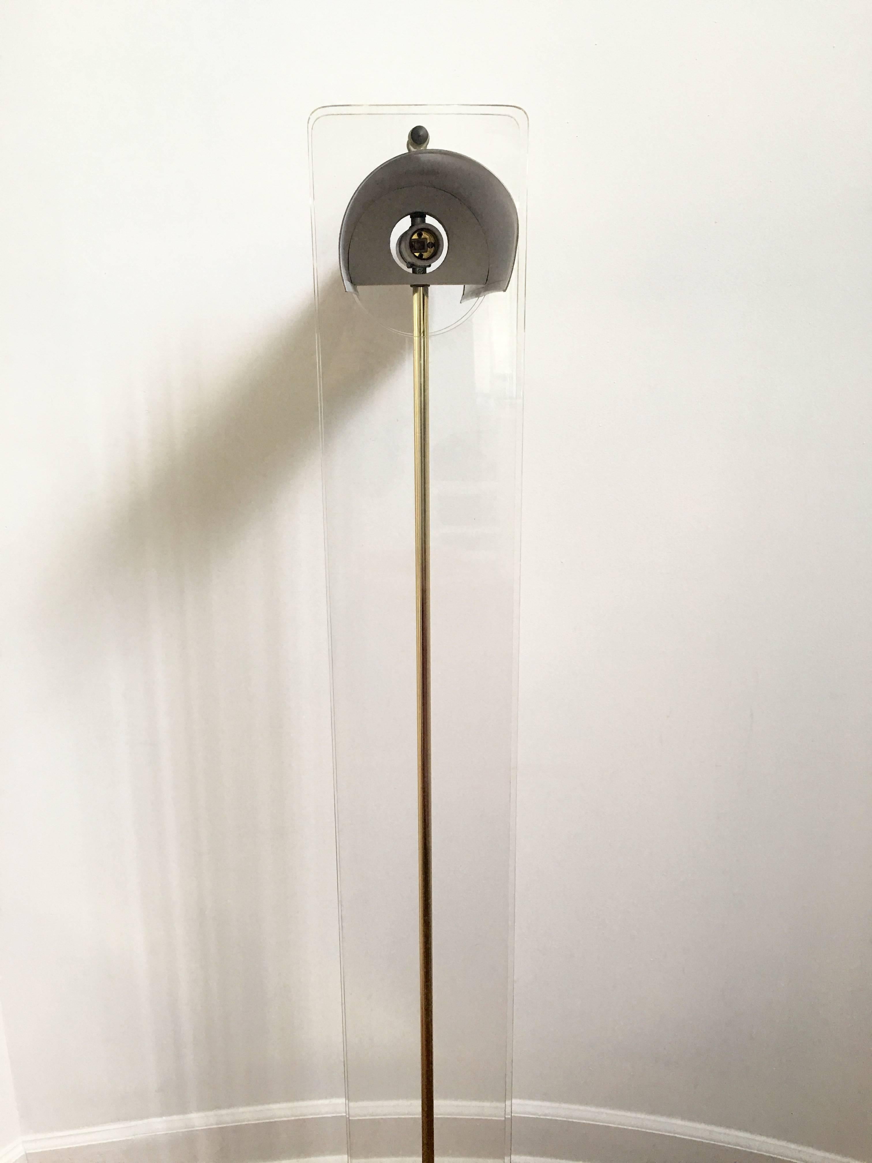 20th Century Pierre Cardin Style Brass and Lucite Floor Lamp For Sale