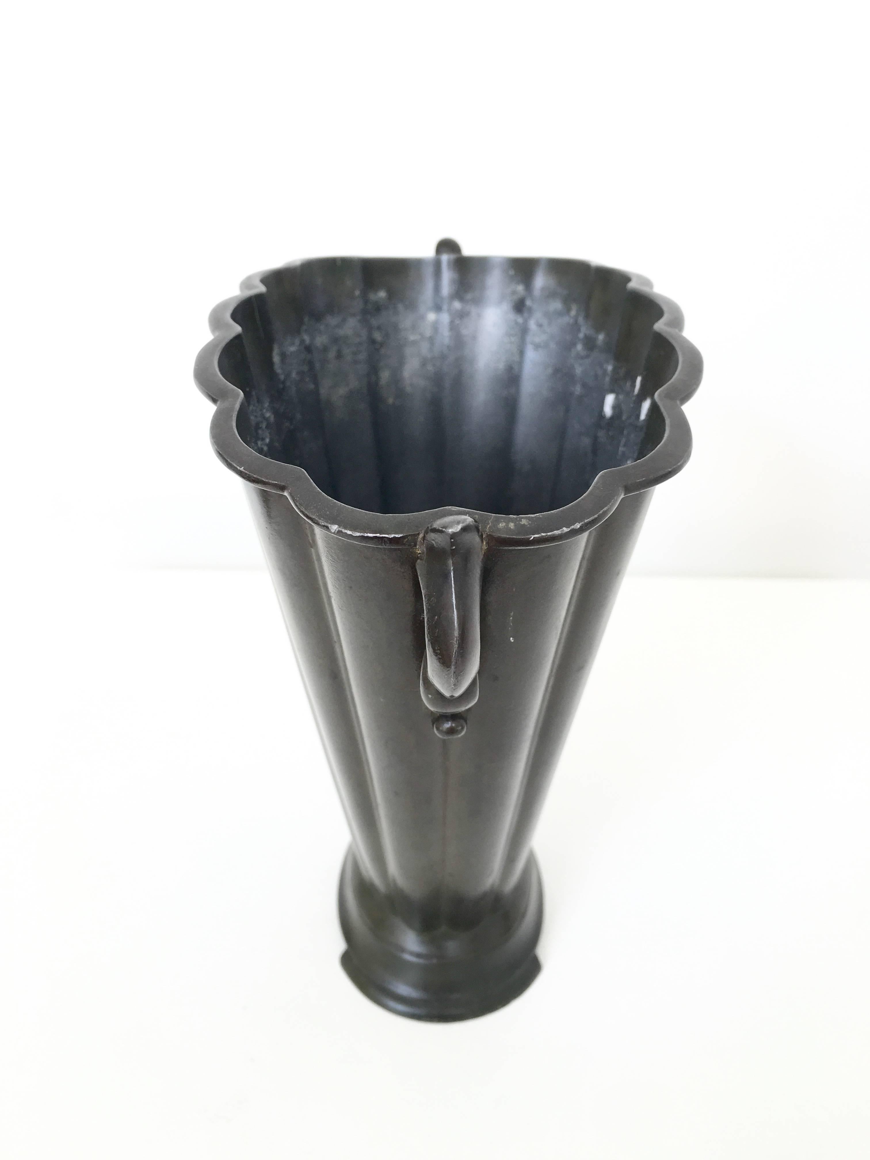 Fluted Just Andersen Vase, Signed In Good Condition For Sale In Ashburn, VA