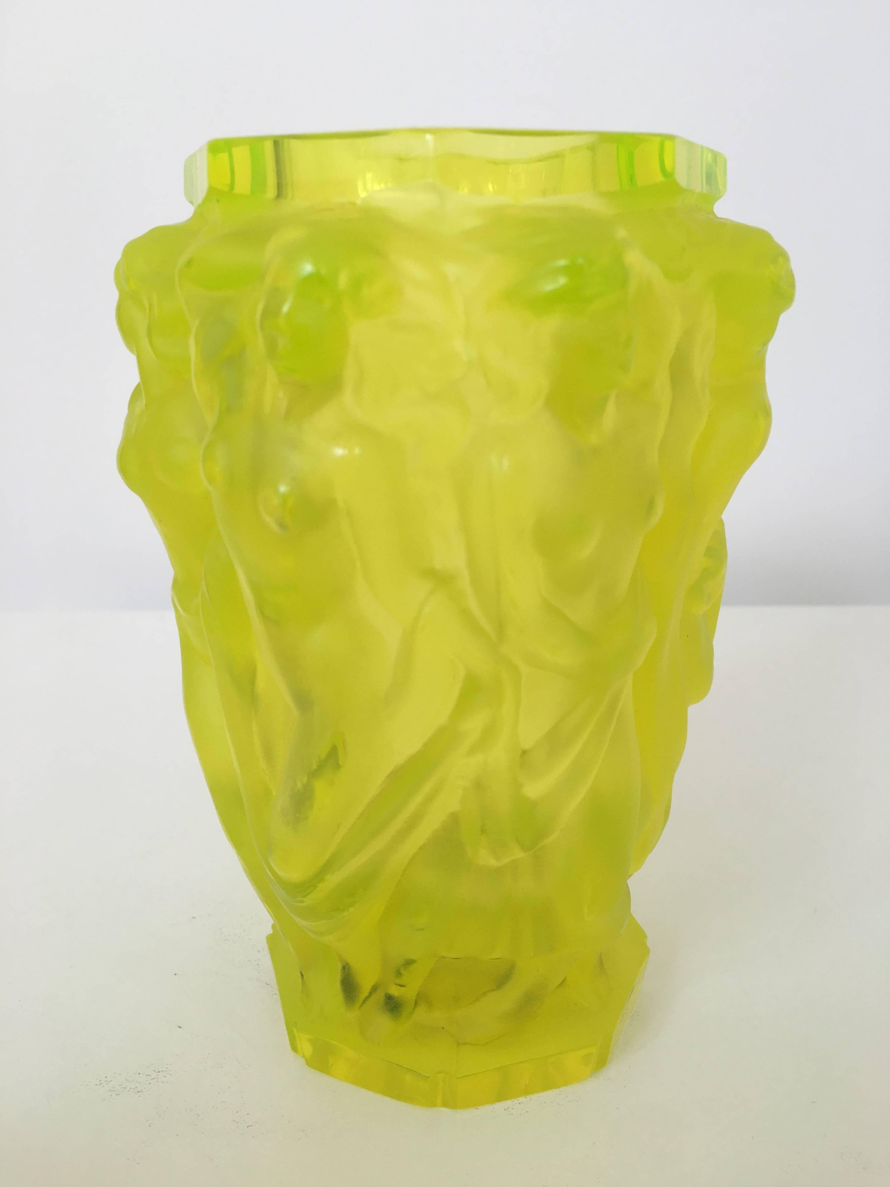 20th Century Czech Art Deco Neon Citrus Vase For Sale
