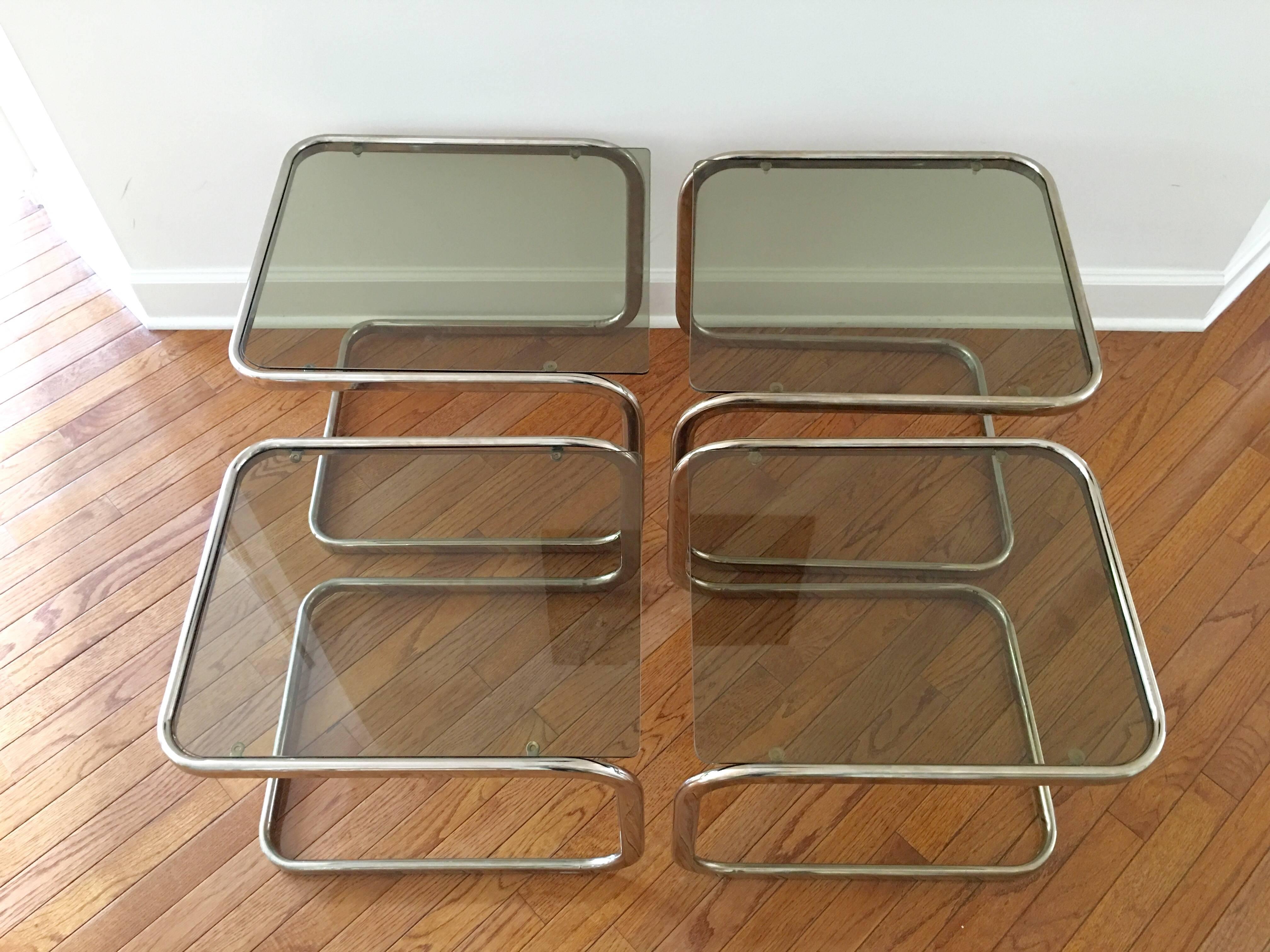 Modern Pair of Brass and Glass Nesting Tables For Sale
