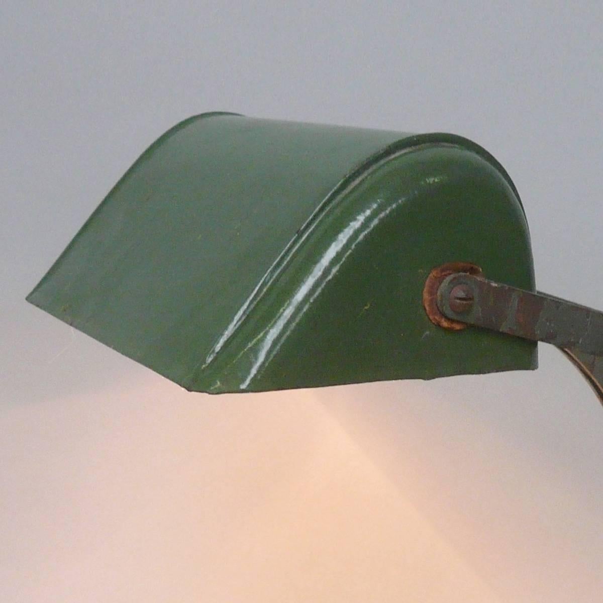 German Art Deco Bankers Lamp, 1930s For Sale