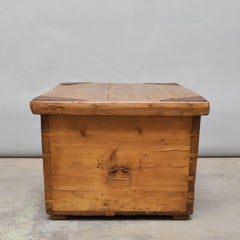 Wooden 'Horse and Carriage' Chest