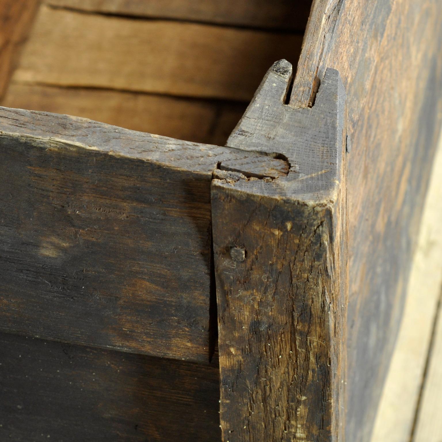 Antike Hirtentruhe, um 1850 (Buchenholz) im Angebot