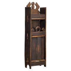 Vitrine d'art populaire roumain, CIRCA 1950