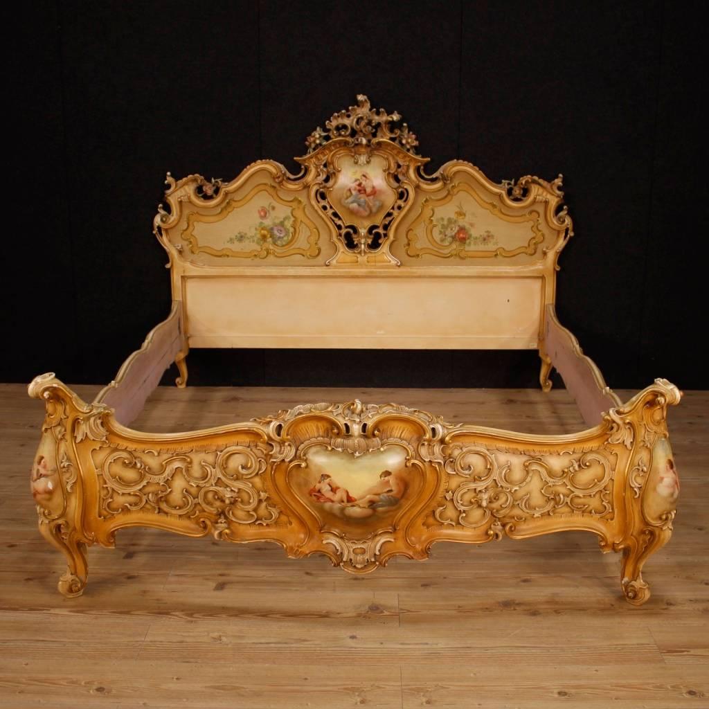 Italian 20th Century Venetian Double Bed in Lacquered and Painted Wood