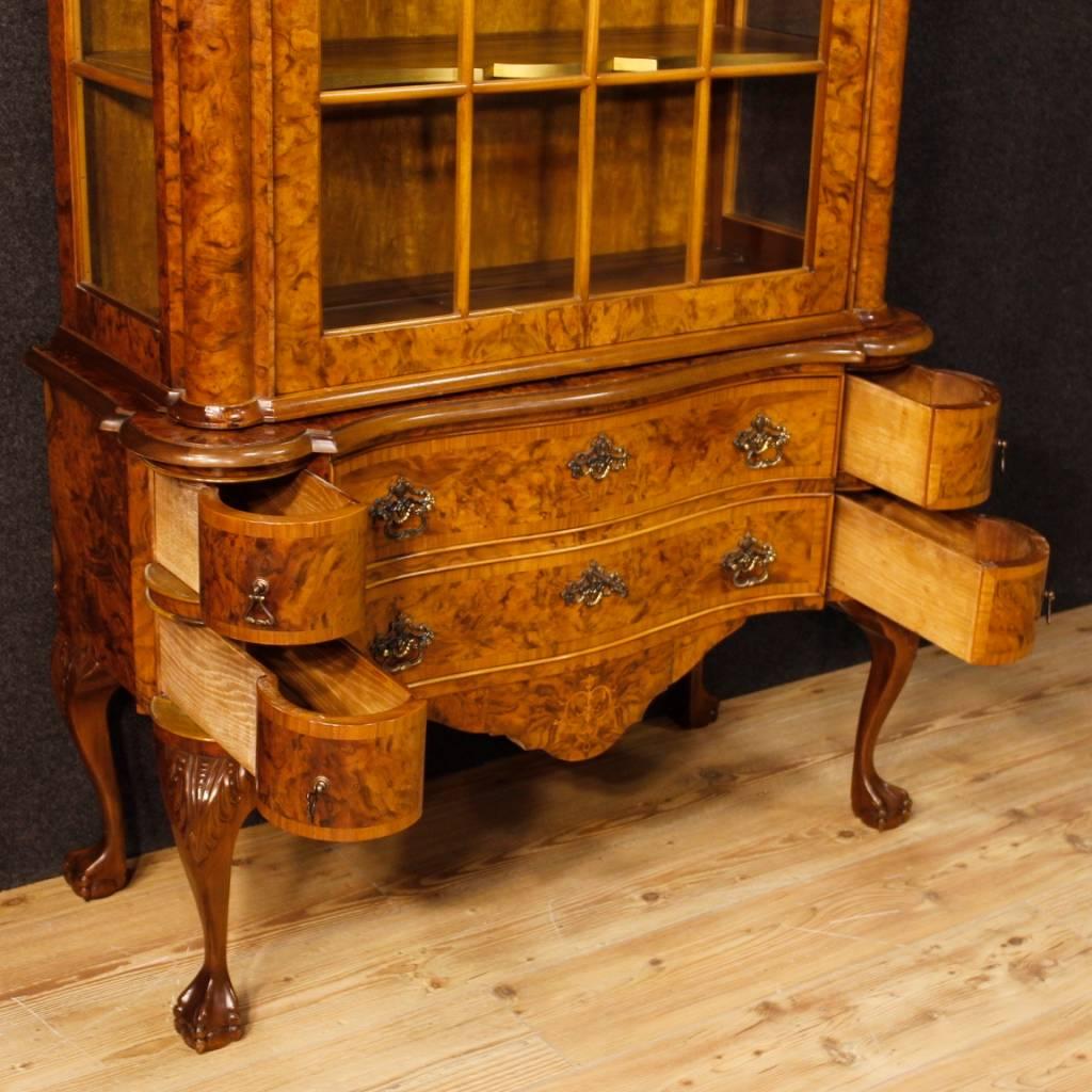 20th Century, Dutch Display Cabinet in Burl Walnut 6