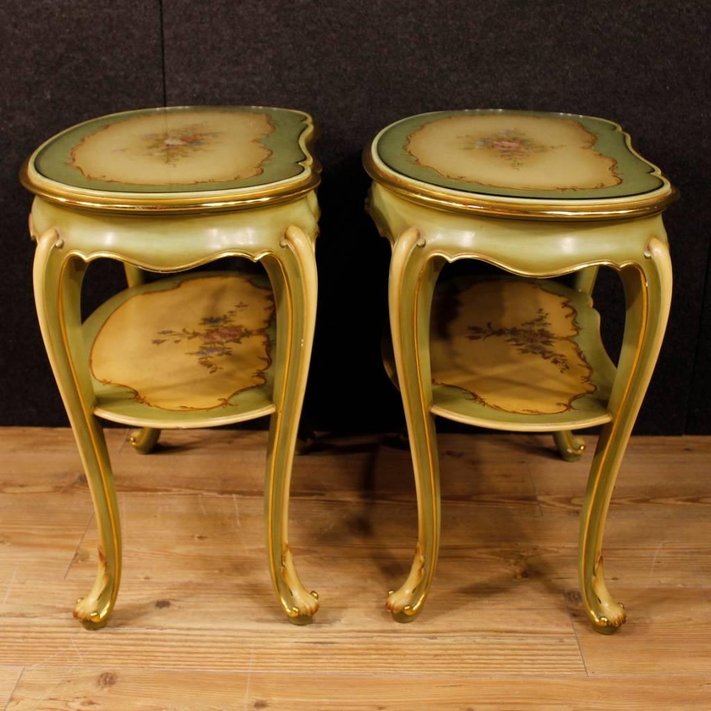 20th Century Pair of Italian Lacquered Bedside Tables 3