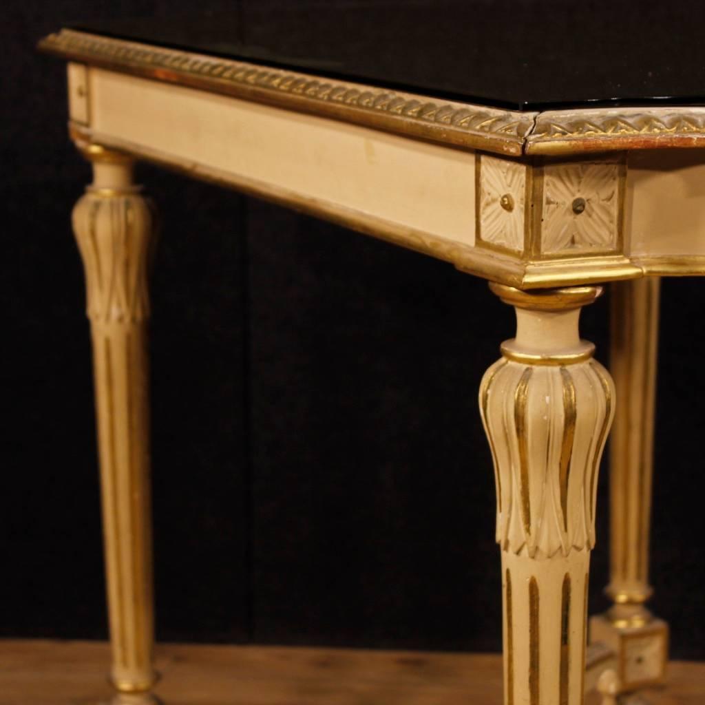 Italian Lacquered and Gilt Side Table in Wood Louis XVI Style, 20th Century In Fair Condition In Vicoforte, Piedmont