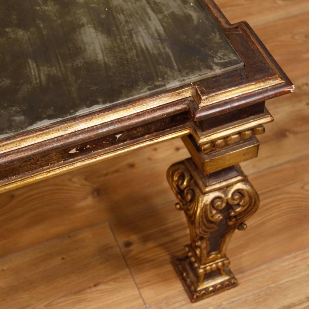 Italian Lacquered and Gild Coffee Table in Wood and Plaster in Louis XVI Style In Good Condition In Vicoforte, Piedmont