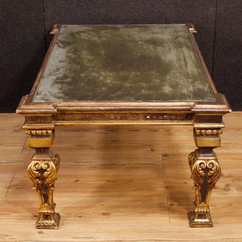 Gilt Italian Lacquered and Gild Coffee Table in Wood and Plaster in Louis XVI Style