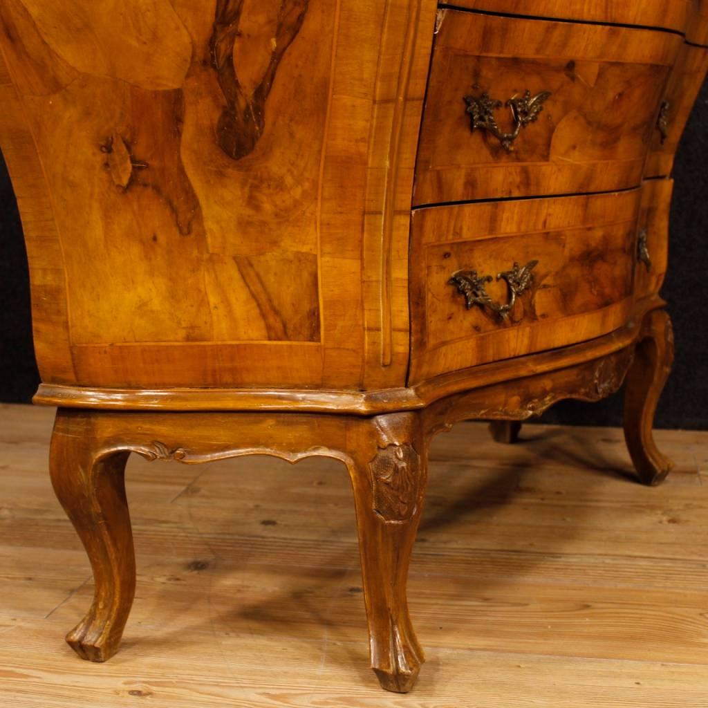 Venetian Dresser with Five Drawers in Burl and Walnut Wood, 20th Century In Good Condition In Vicoforte, Piedmont