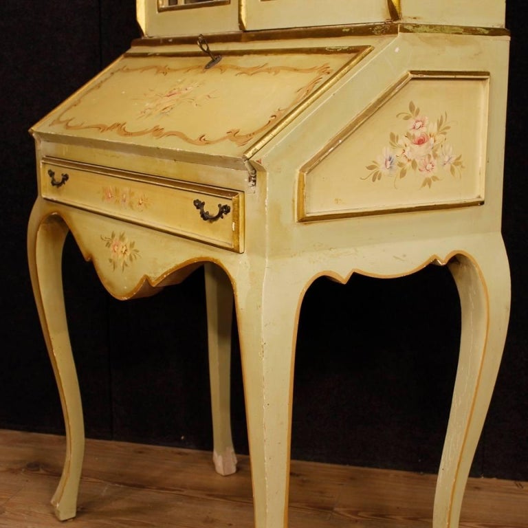 Italian Green Trumeau In Lacquered And Painted Wood 20th Century At Italian Green Trumeau In Lacquered And Painted Wood 20th Century For 1