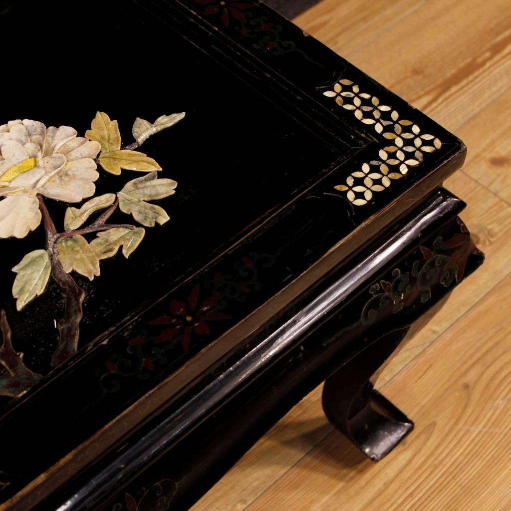 French Black Coffee Table in Lacquered and Painted Chinoiserie Wood 20th Century 2