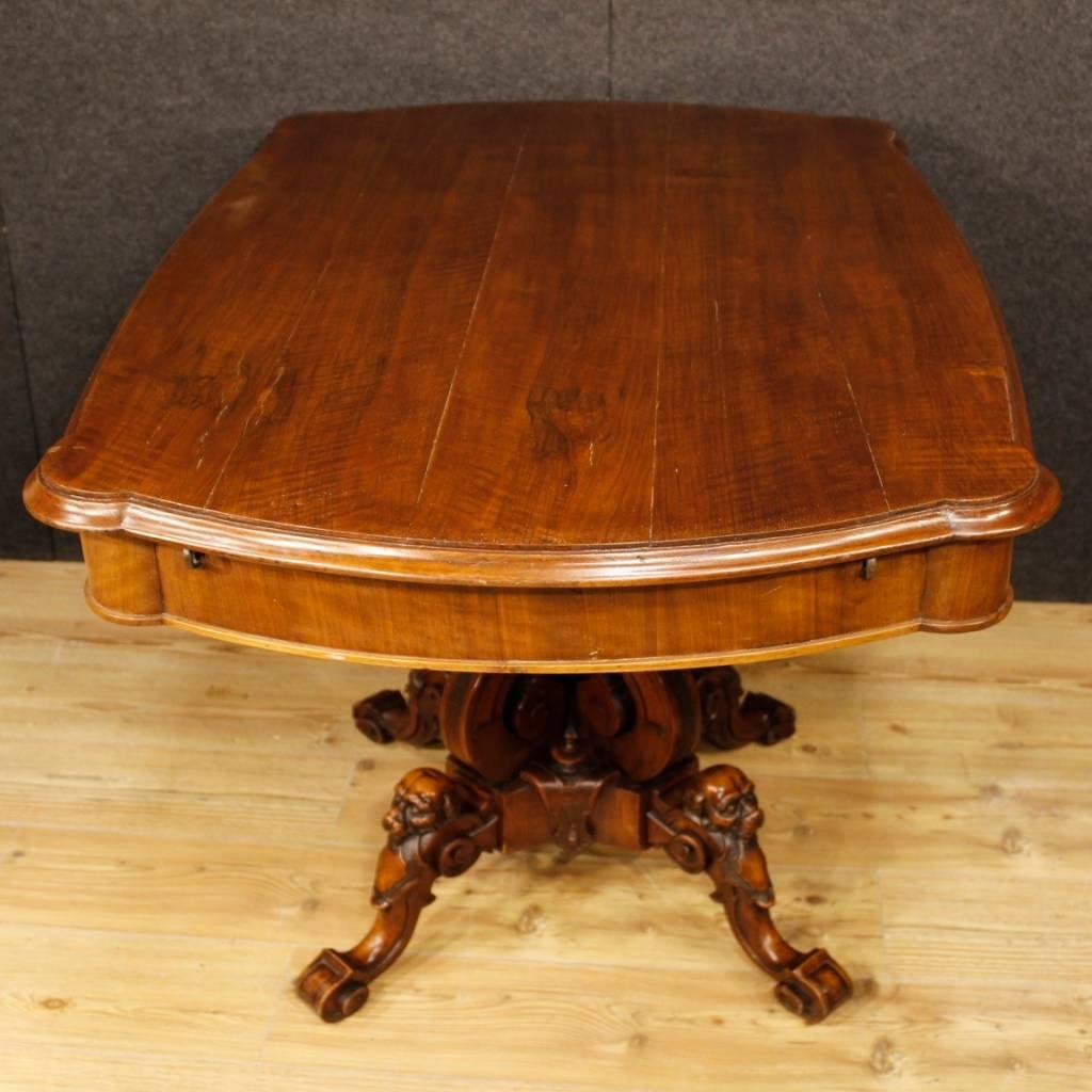 Antique French Centre Table in Walnut Wood Living Room from 19th Century 3