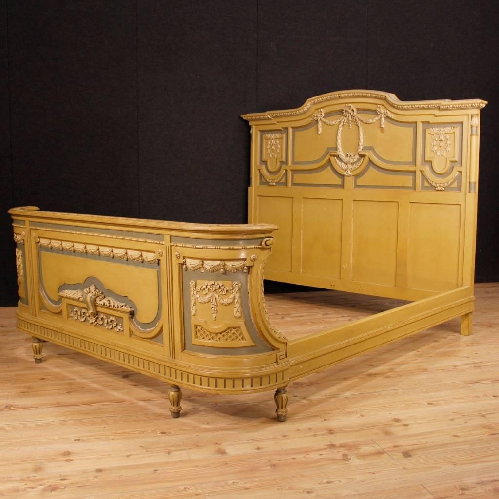 Italian Double Bed In Louis XVI Style In Lacquered Wood From 20th Century 6