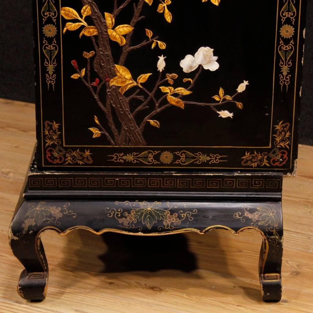 French Chinoiserie Sideboard in Lacquered and Painted Wood from 20th Century 6