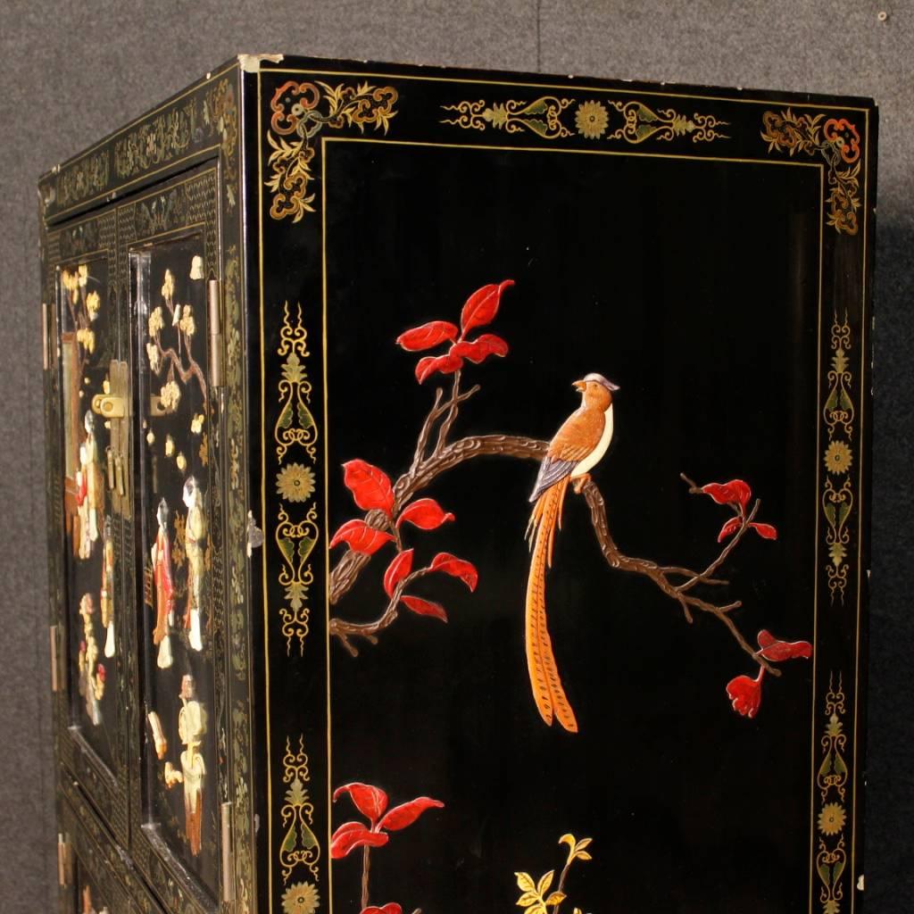 French Chinoiserie Sideboard in Lacquered and Painted Wood from 20th Century 2