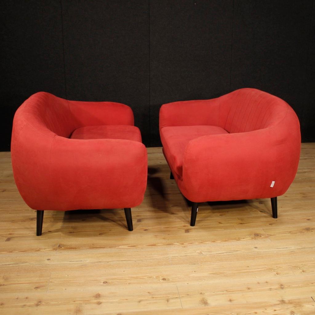 20th Century Red Fabric Pair of Italian Design Sofas, 1980 6