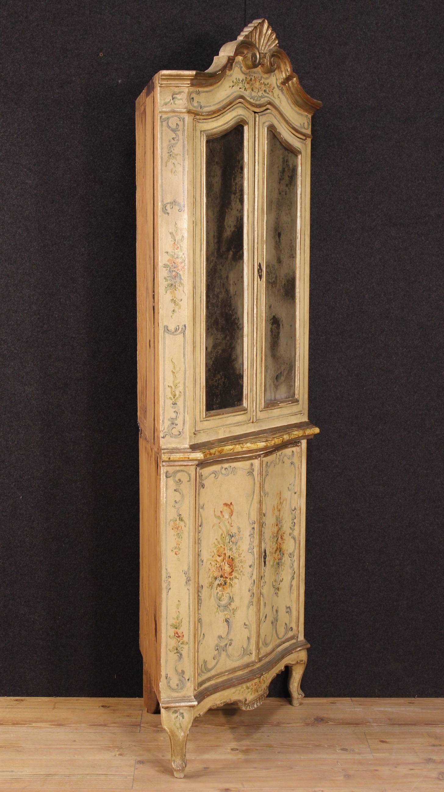 Italian 19th Century Lacquered And Painted Venetian Corner Cupboard