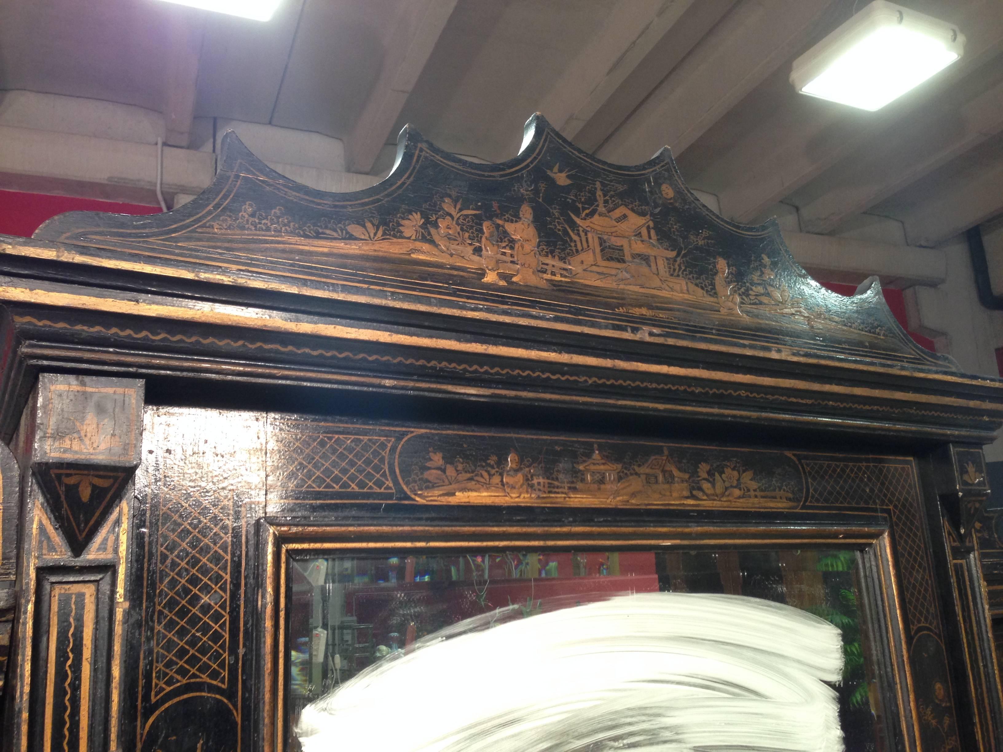 19th Century Lacquered Chinoiserie Bookcase In Good Condition In Vicoforte, Piedmont