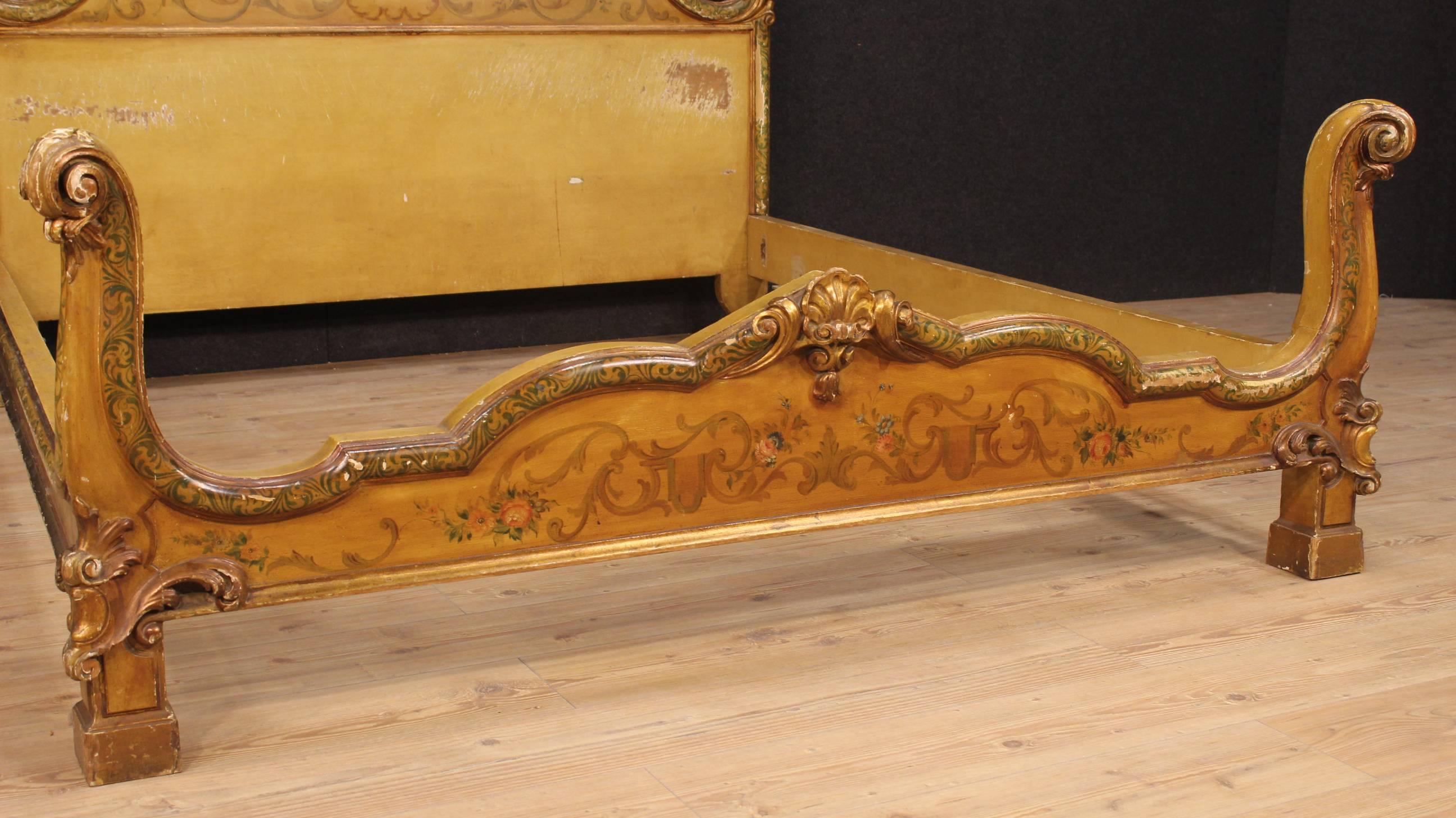 20th Century Venetian Lacquered and Gilded Double Bed 1