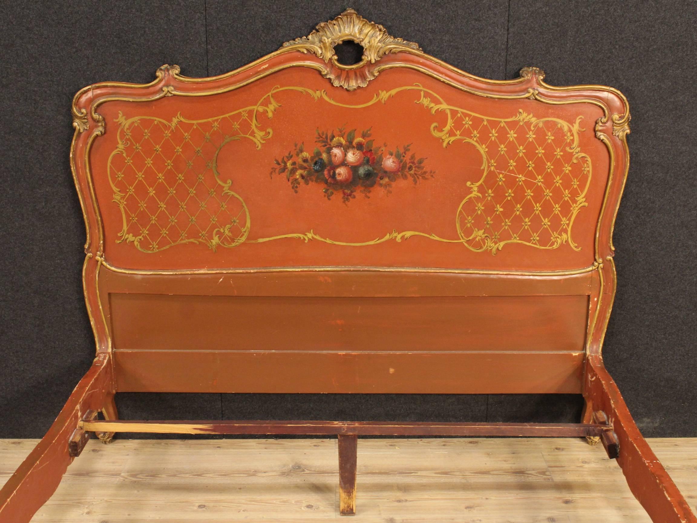 Italian 20th Century Venetian Lacquered and Gilded Bed