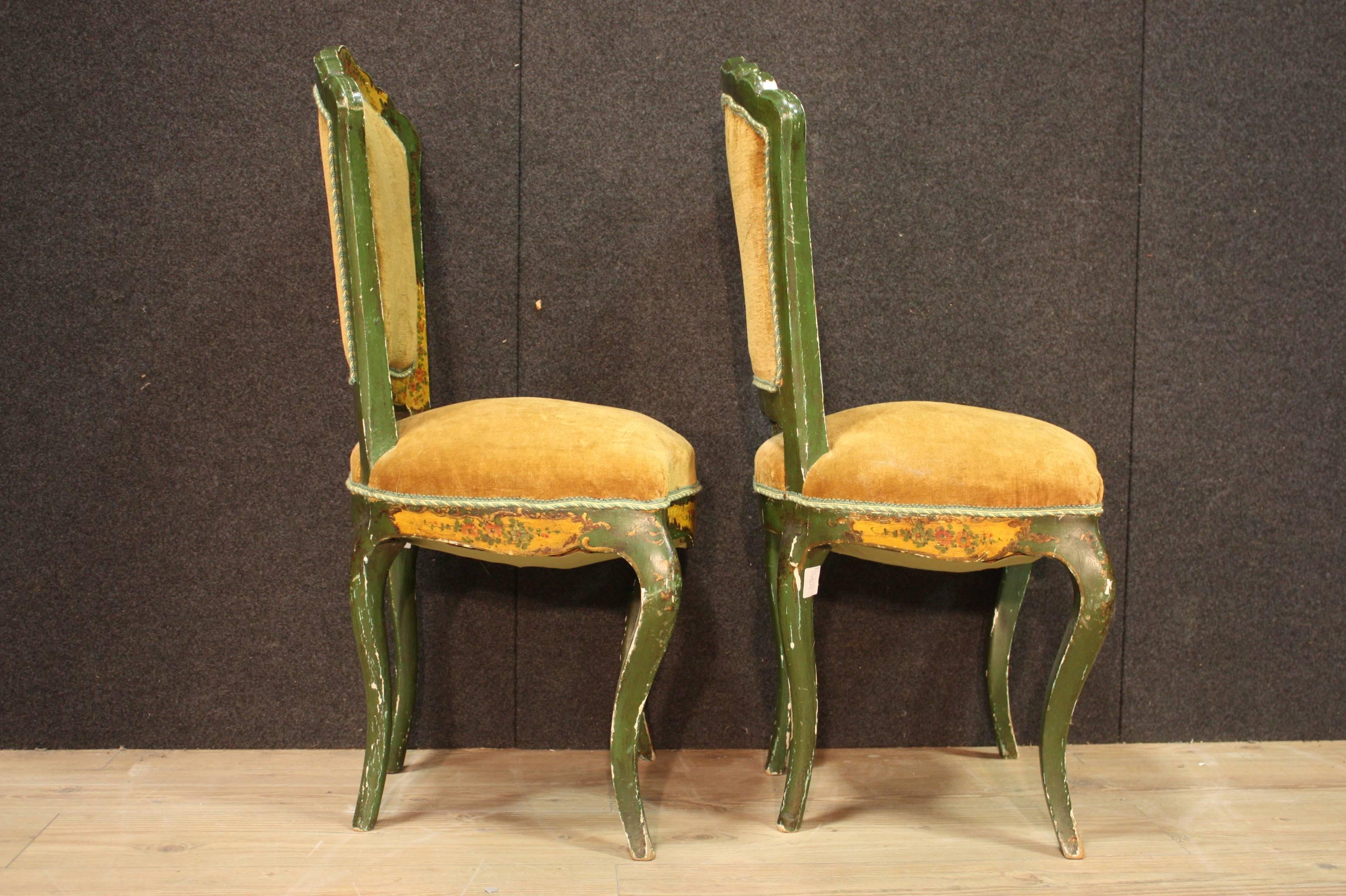 Italian 20th Century Pair of Venetian Lacquered and Gilded Chairs