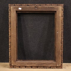Italian carved and gilded frame with floral ornaments, 20th-century mirror