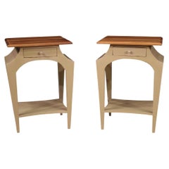 Paire de tables de chevet en bois peint du 20e siècle, design italien, 1980