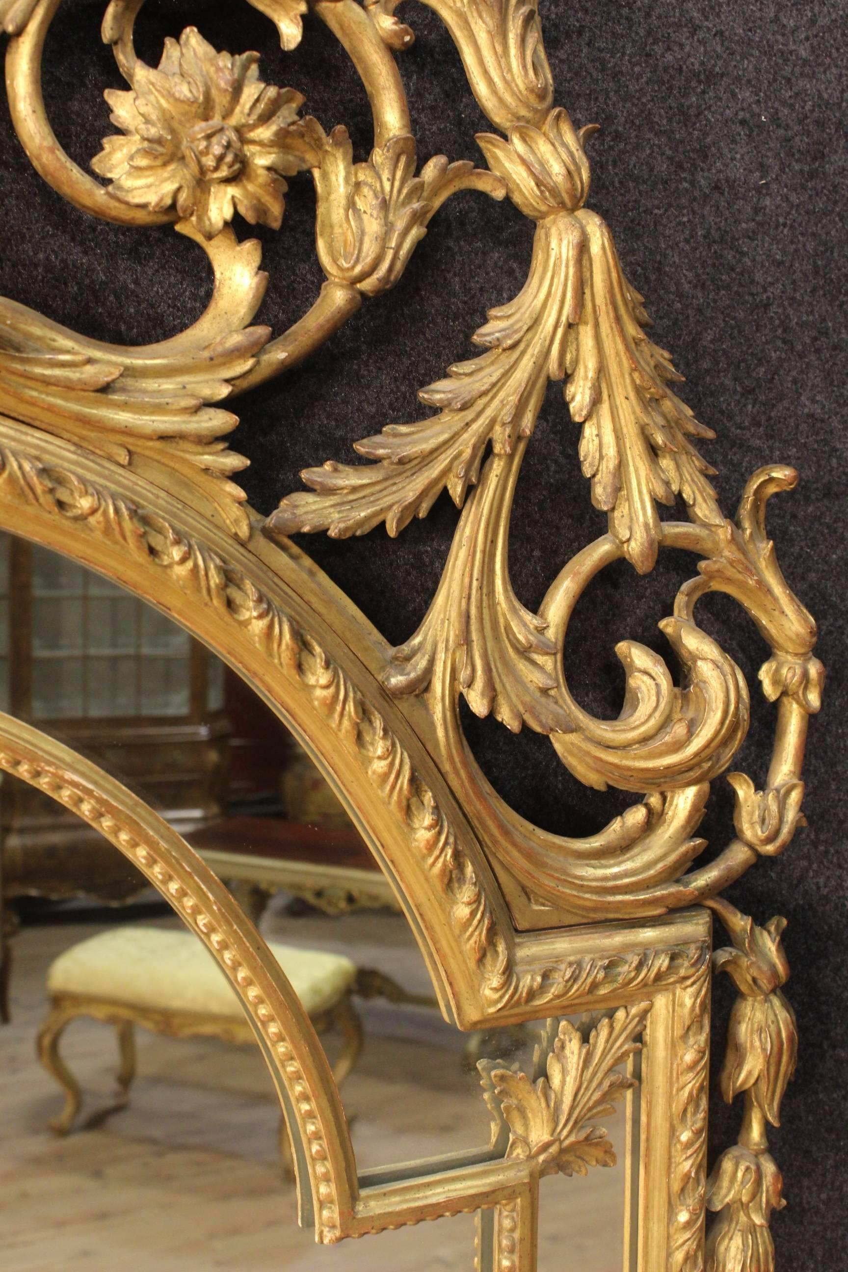 20th Century Italian Golden Mirror in Louis XVI Style In Excellent Condition In Vicoforte, Piedmont